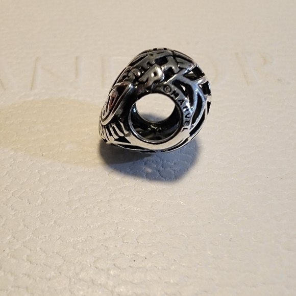 Pandora Marvel Spider-Man Mask Charm - Picture 4 of 9